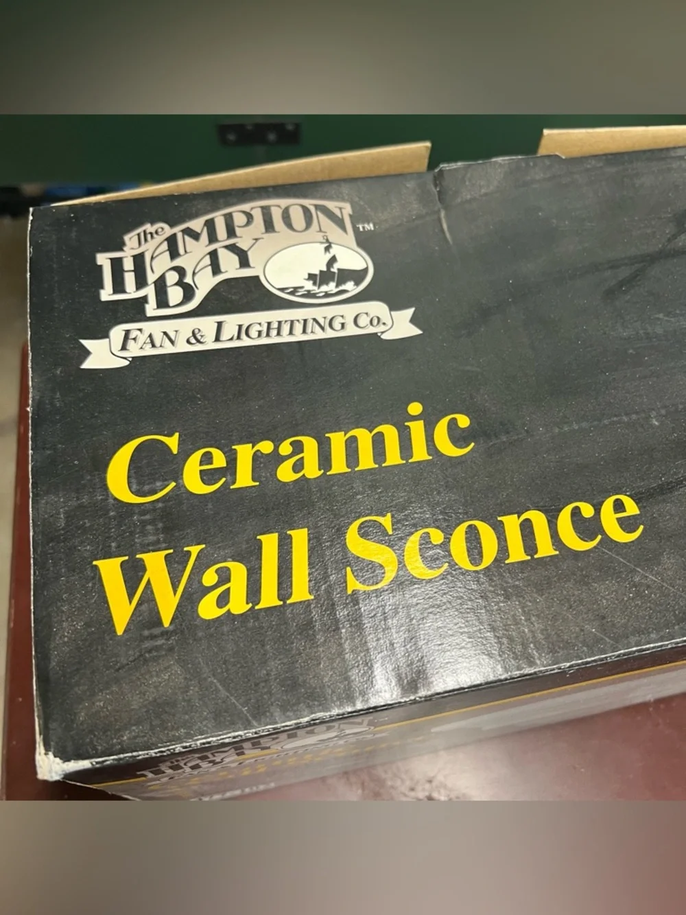 Vintage‎ Hampton Bay Fan & Lighting Co Ceramic White Circular Round Wall Sconce